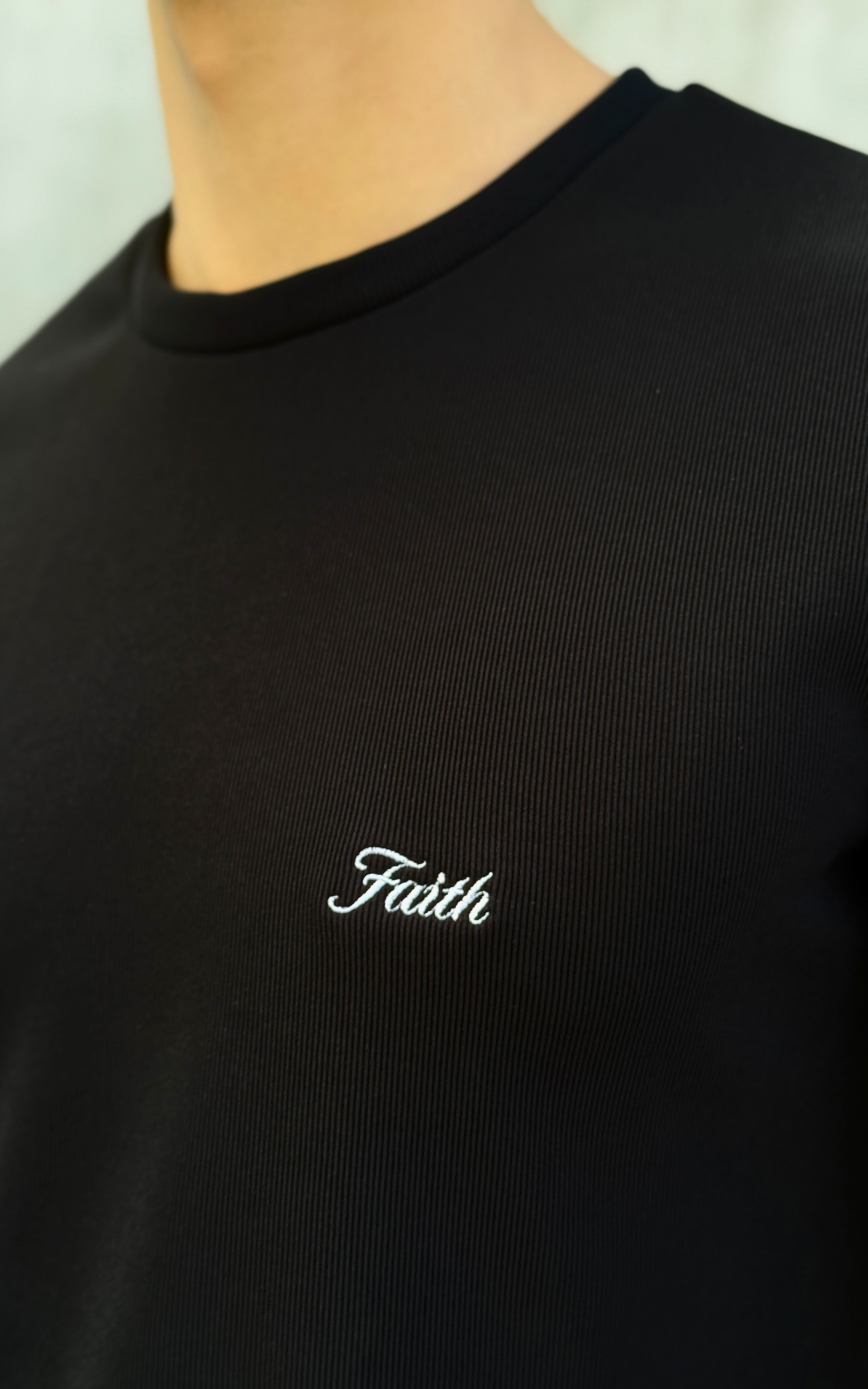 Camiseta Classic Negra Slim Fit