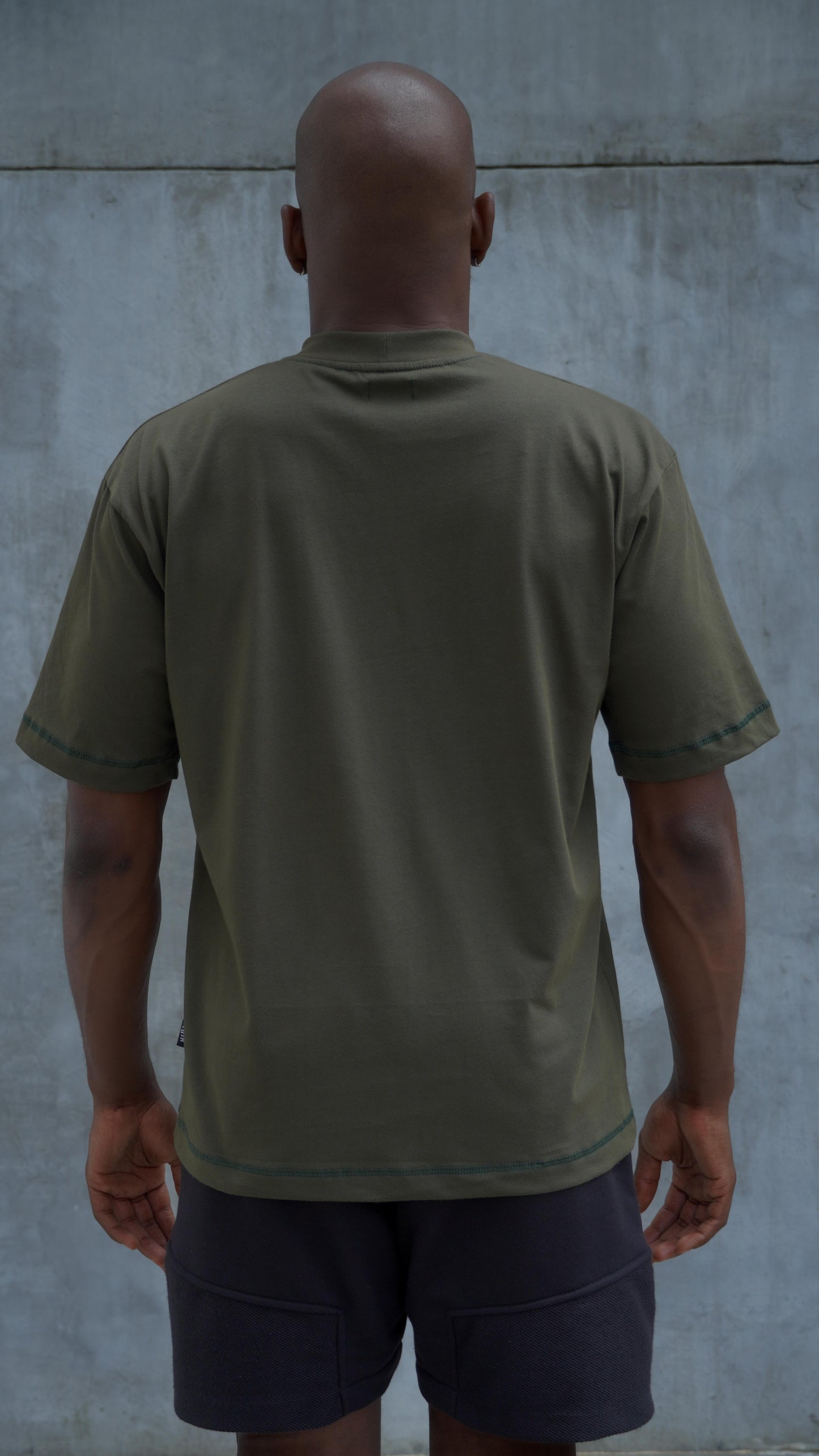 Camiseta Verde “HONORING”