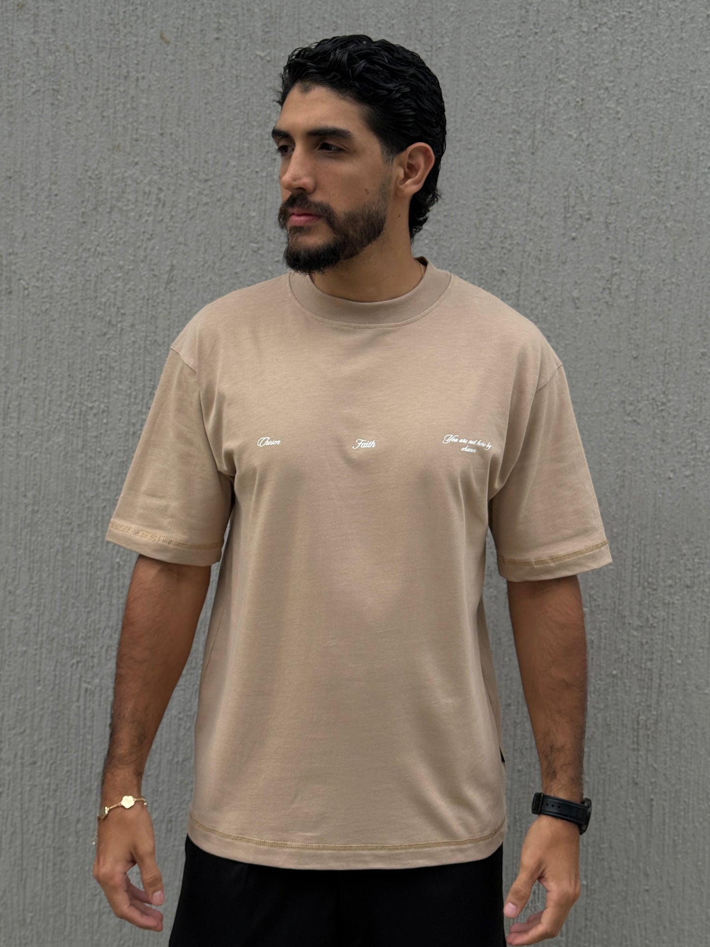 Camiseta Nude “CHOSEN”