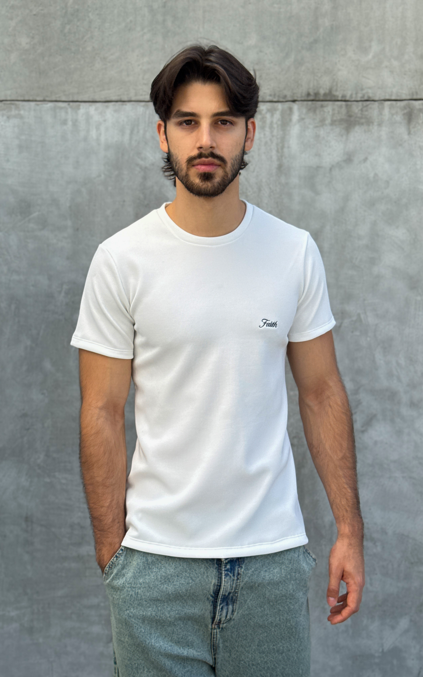Camiseta Classic Blanca Slim Fit