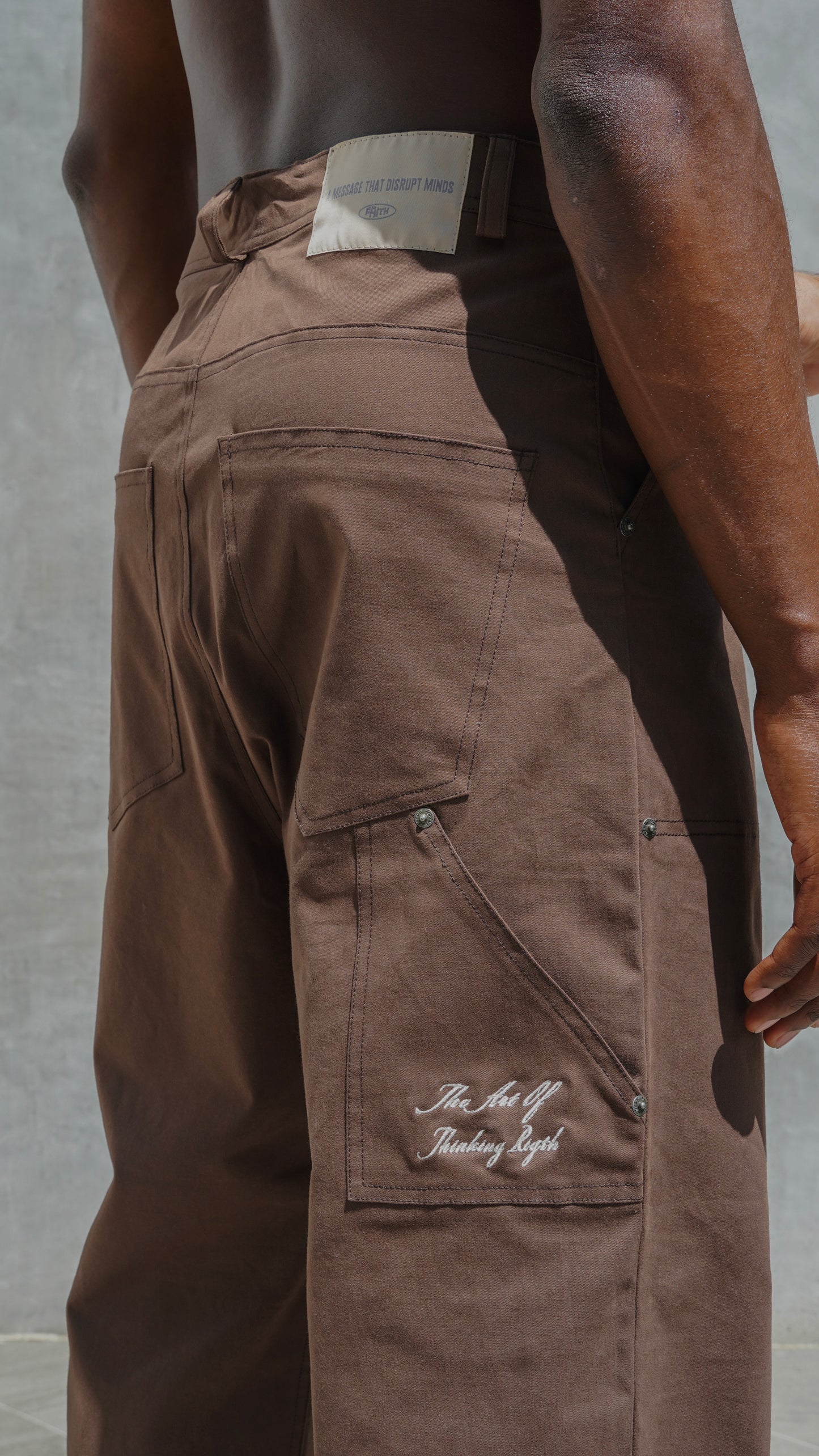 Pantalón Tipo Baggy (brown)