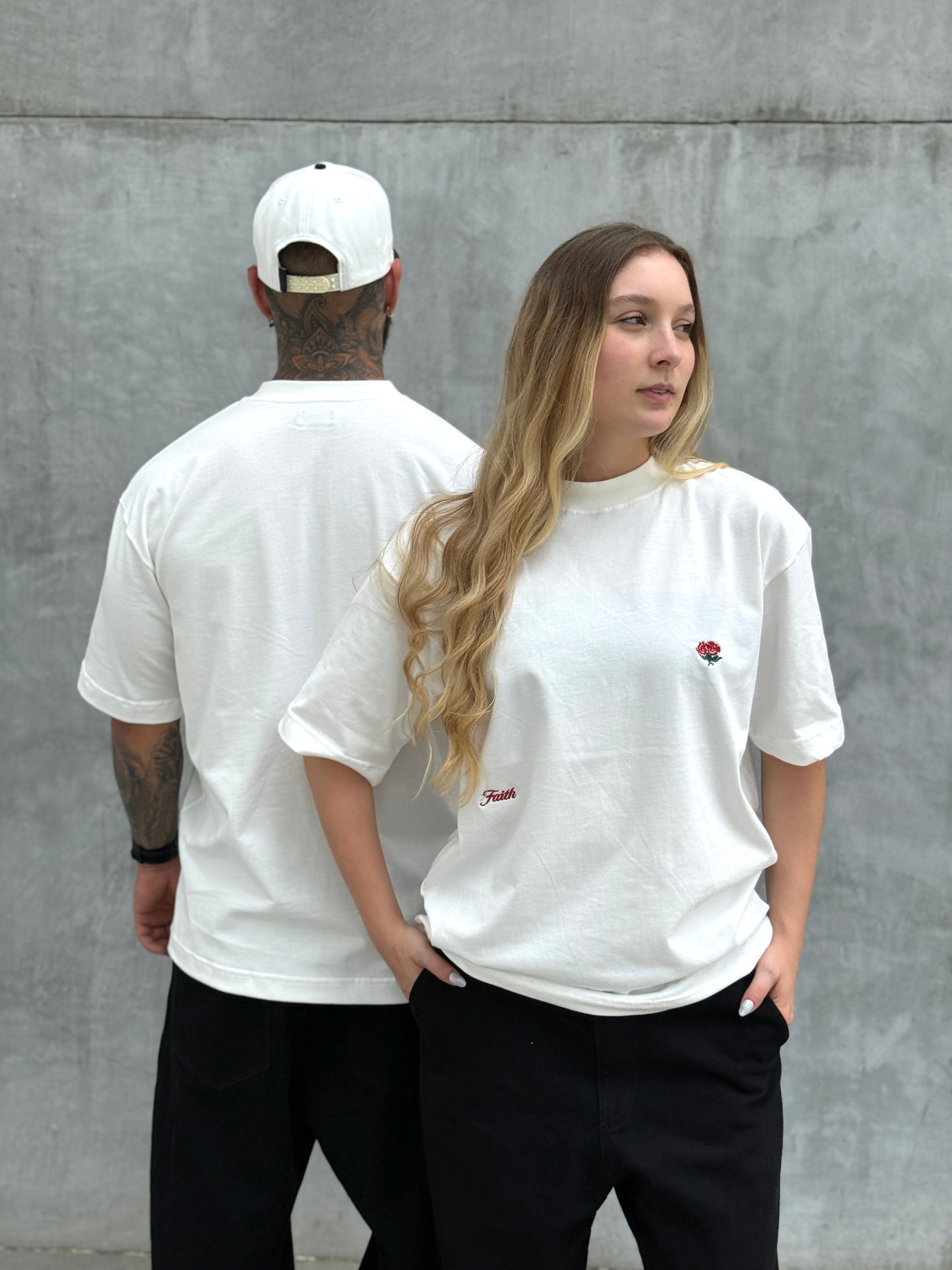 Camiseta Blanca “FLOR"